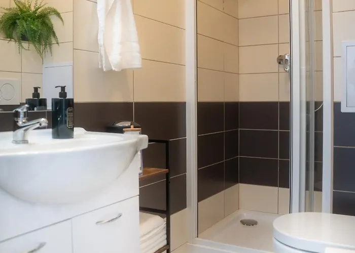 Slunce 포데브라디